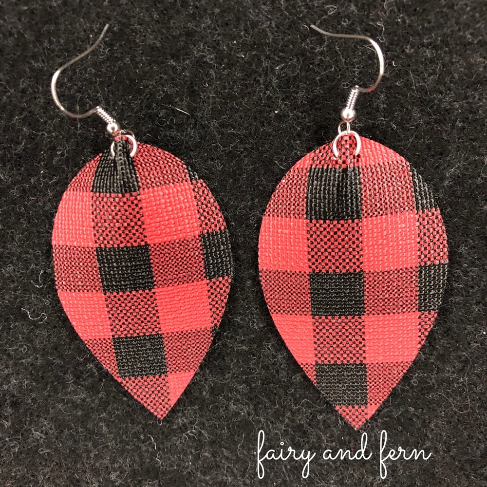 Buffalo Plaid Faux Leather Teardrop Earrings